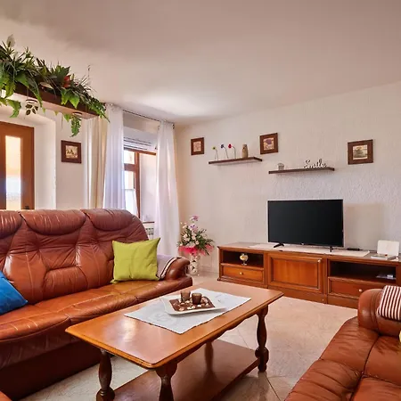 House - Sea Breeze Semesterbostad