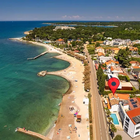 House - Sea Breeze Дом отдыха