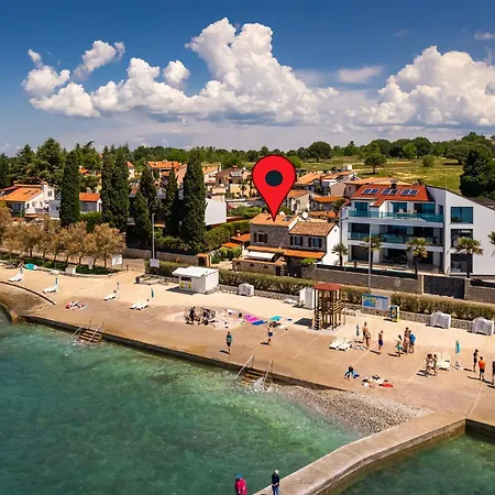 House - Sea Breeze Holiday home Porec