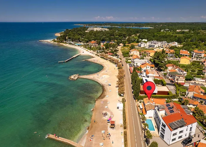 House - Sea Breeze Будинок відпочинку