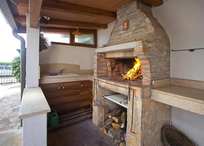 House - Sea Breeze Будинок відпочинку Пореч